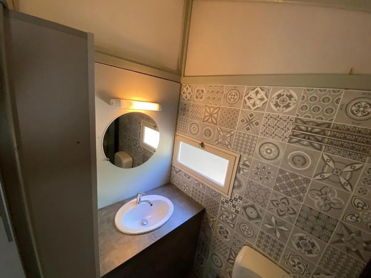 Relais Des Brison Hotel Beaumont  Campsite